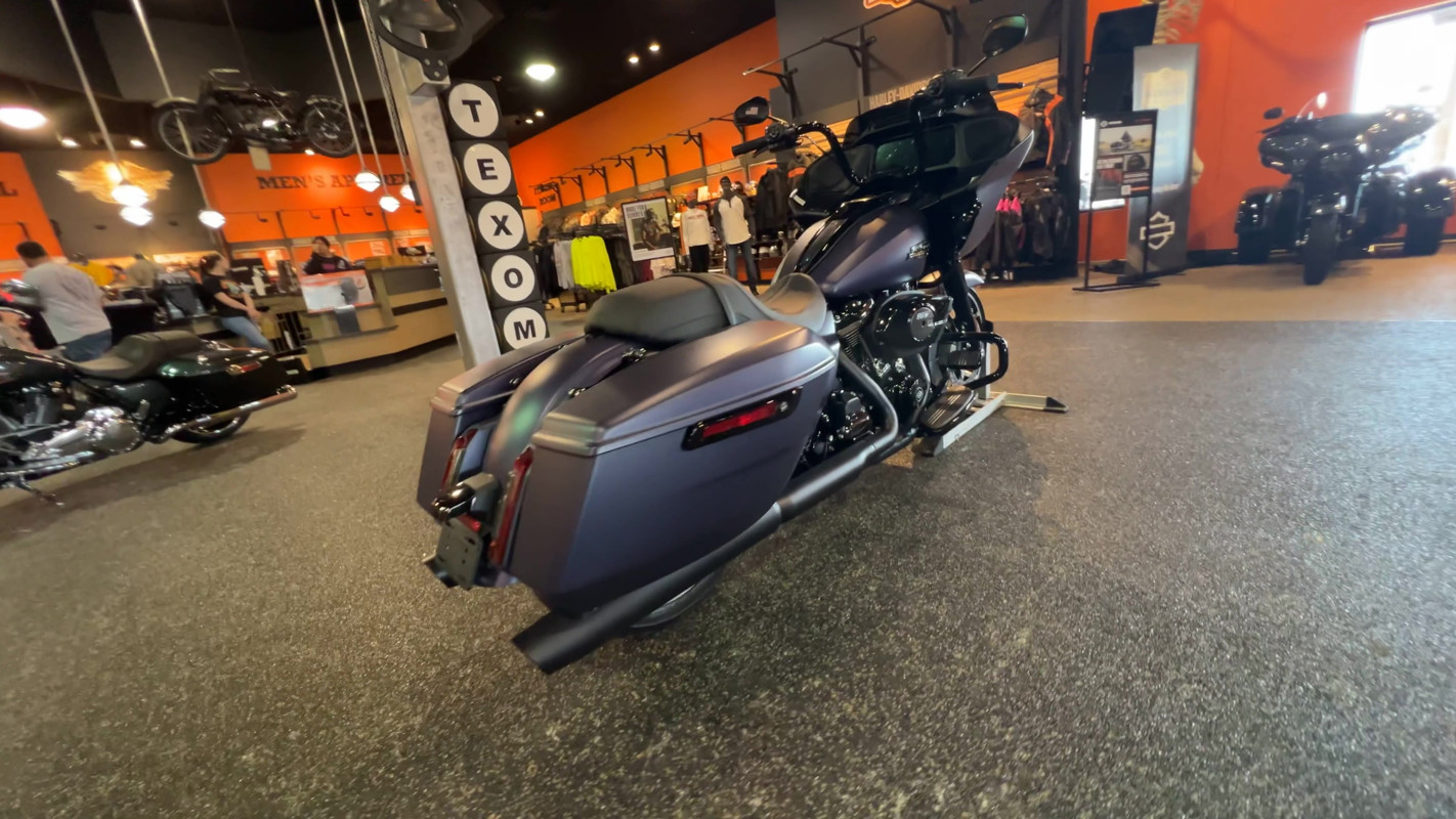 Road Glide®
