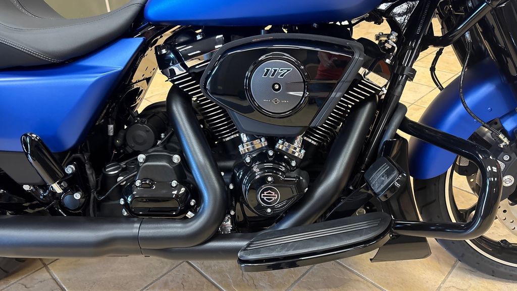 Road Glide®