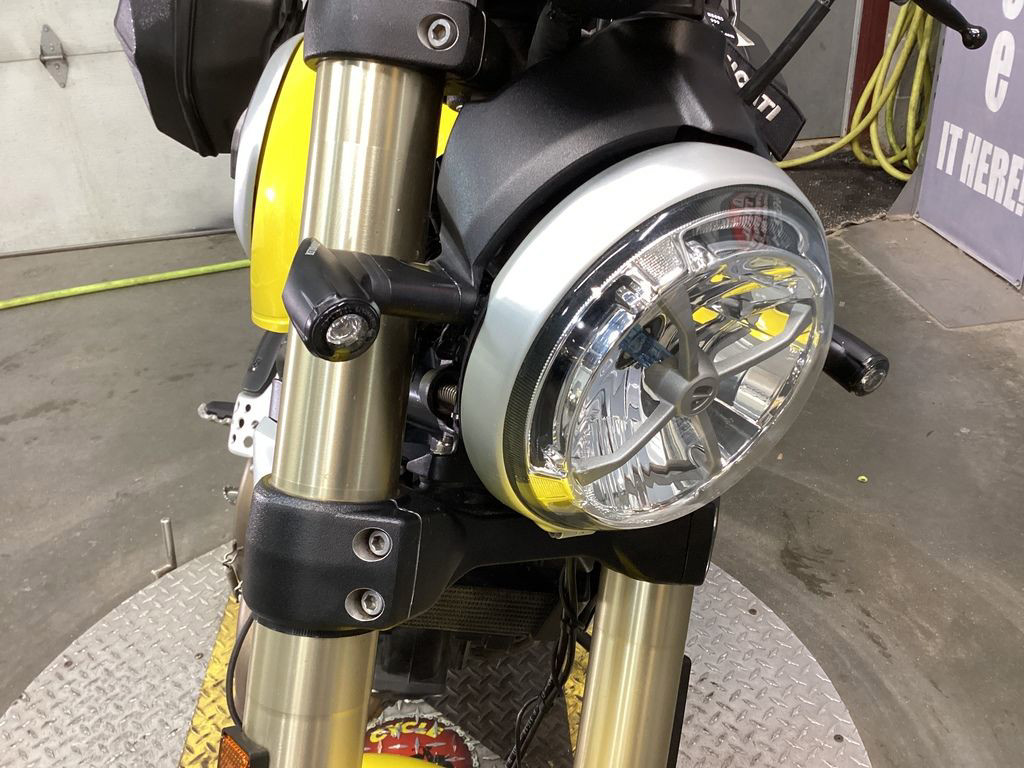 Scrambler 1100	