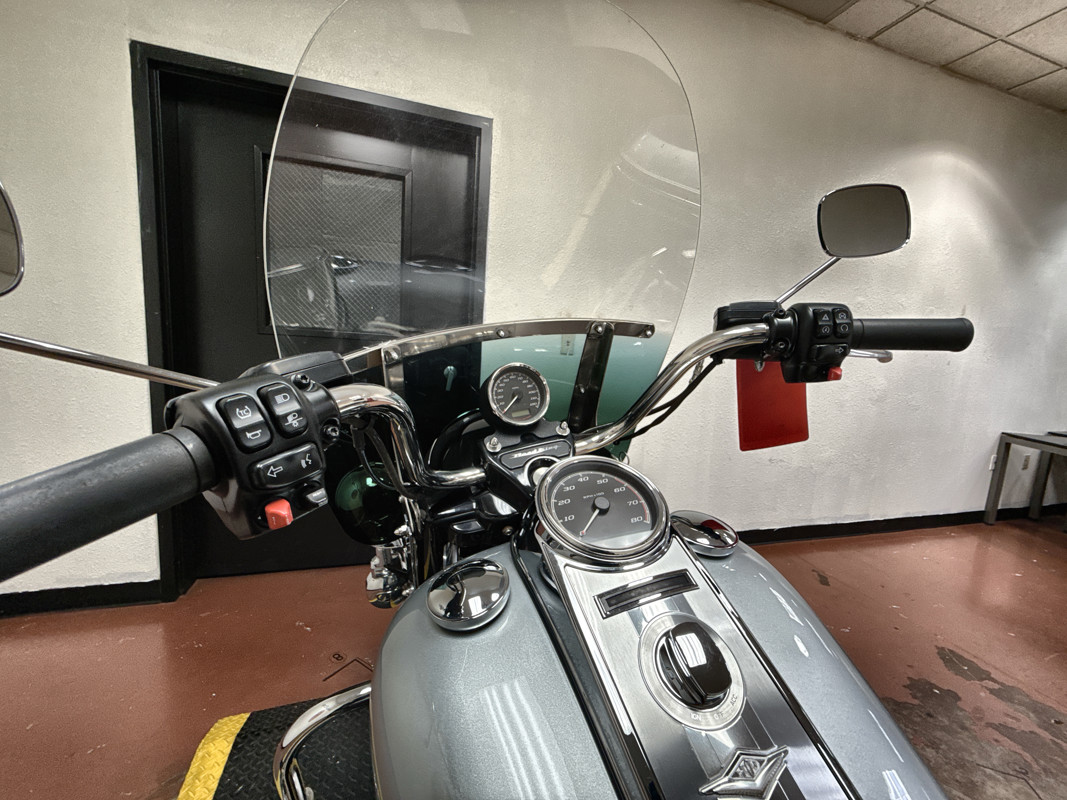 Road King Police