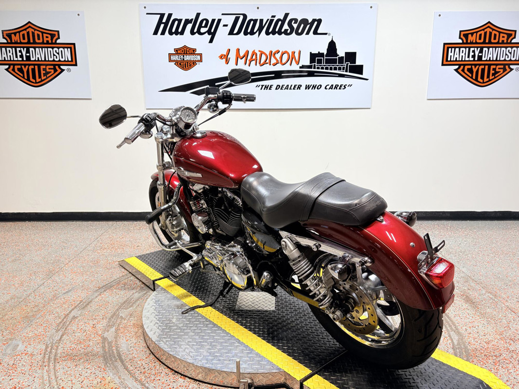 Sportster® 1200 Custom