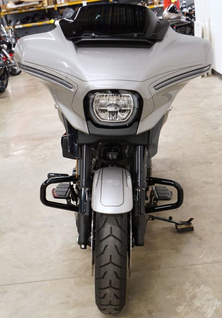 CVO® Street Glide®