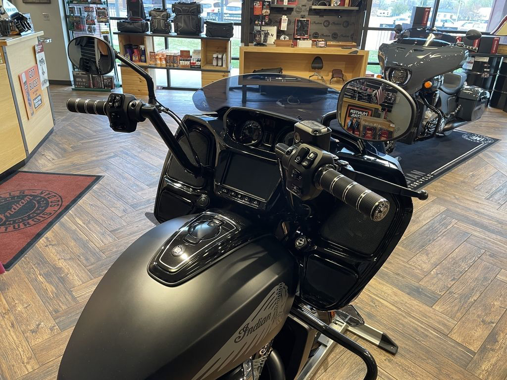 Challenger Dark Horse 112