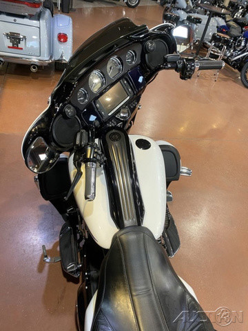 CVO® Street Glide®