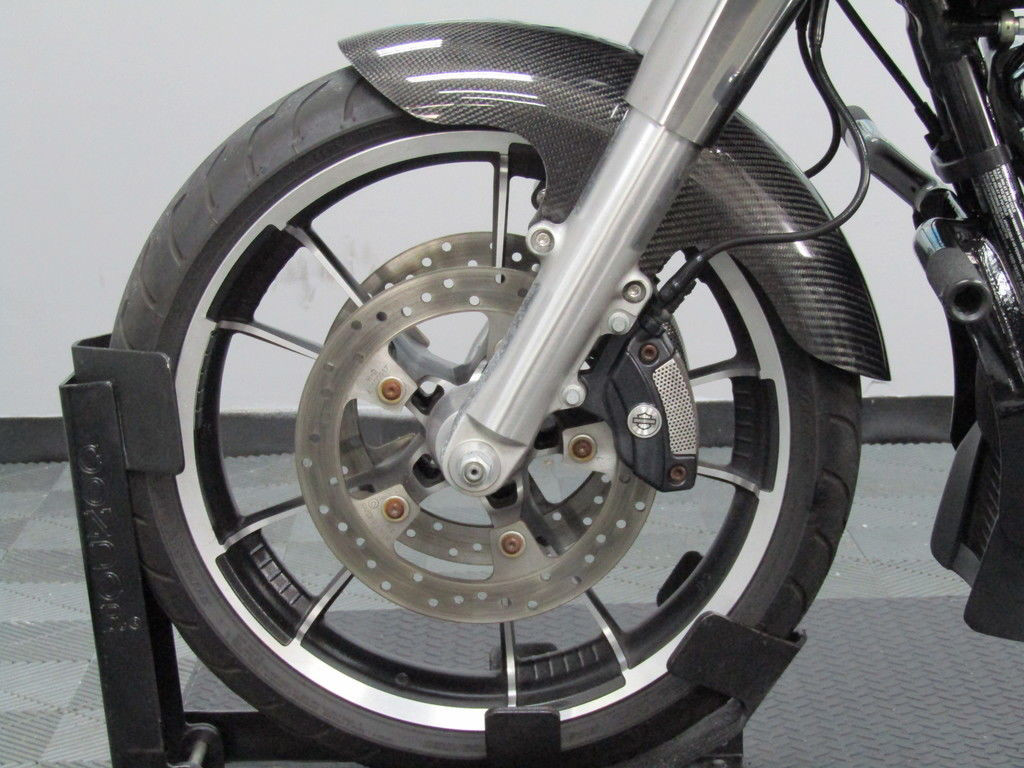 Road Glide®