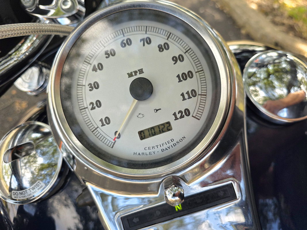 Dyna® Wide Glide® 3