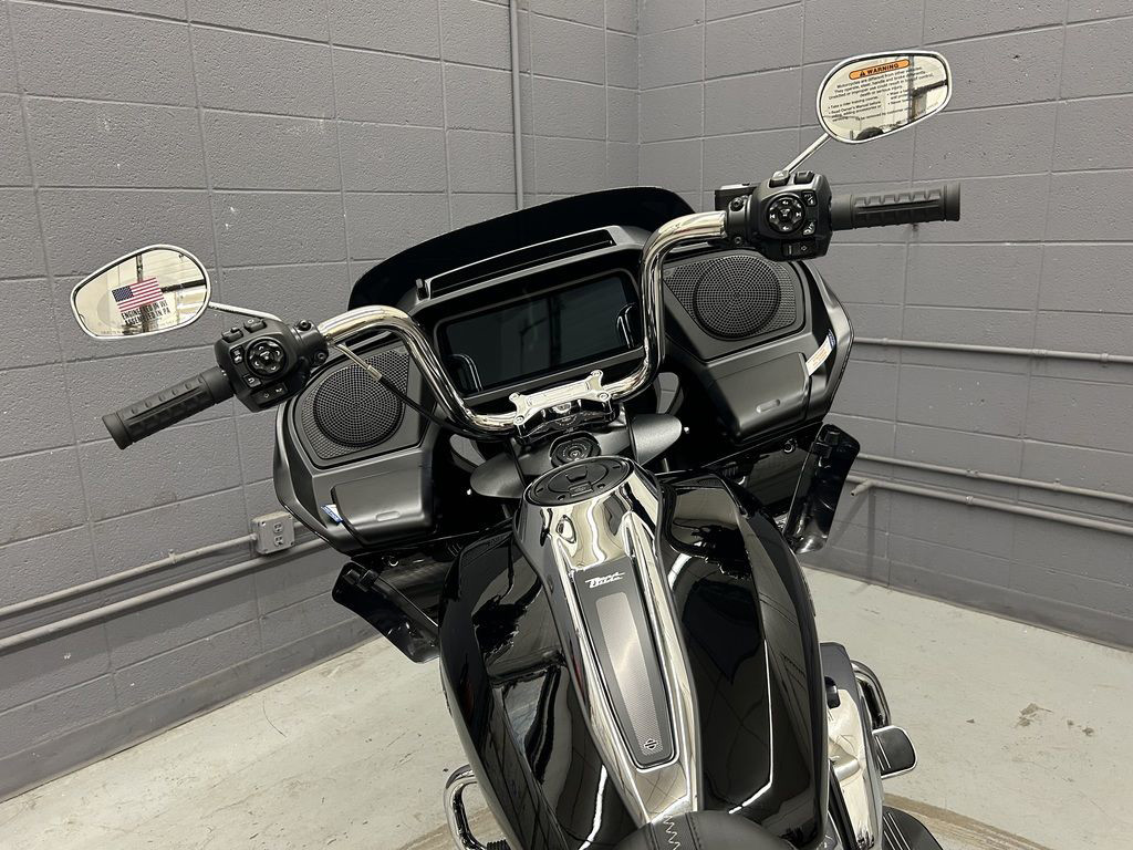 Road Glide®