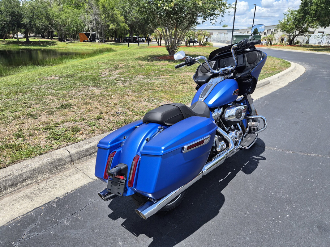 Road Glide®