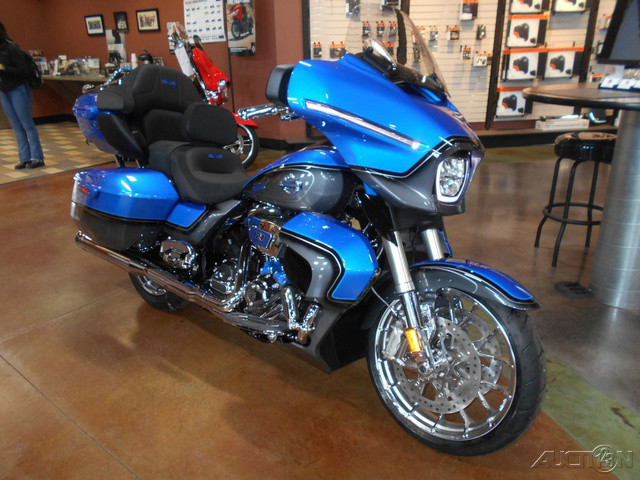 CVO® Street Glide® Limited