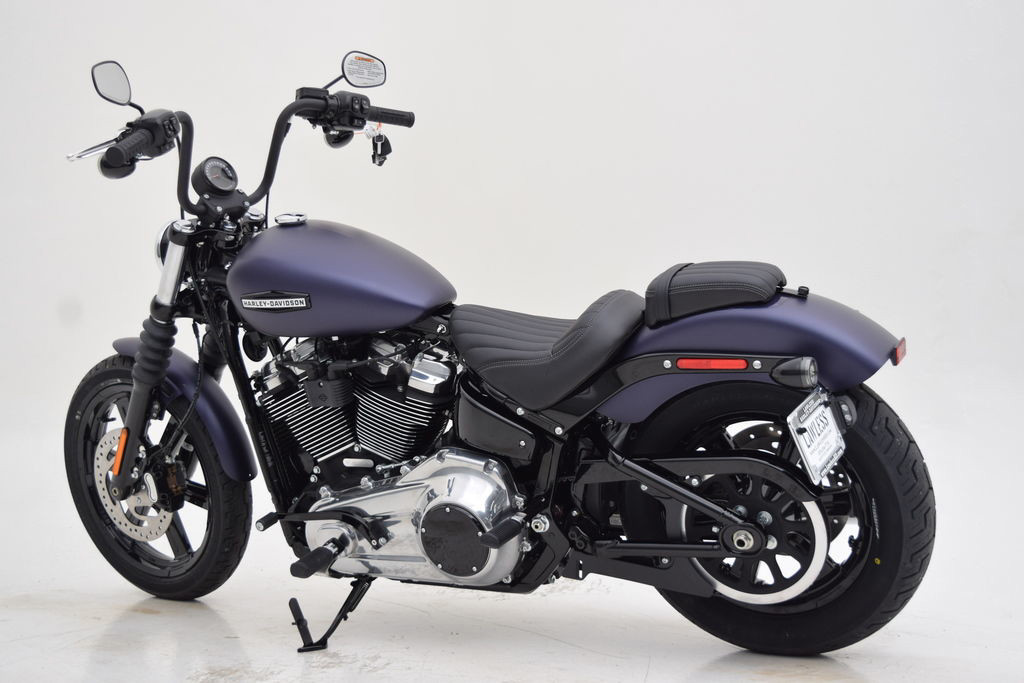 Street Bob®