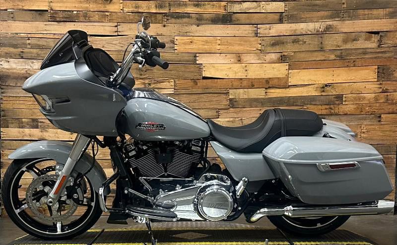 Road Glide®