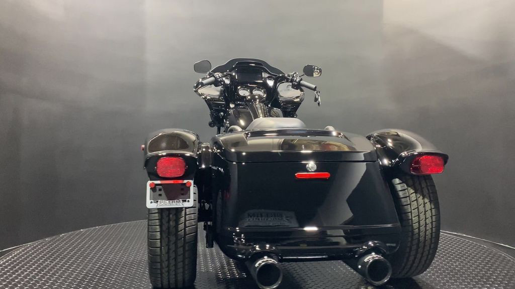 Road Glide® 3