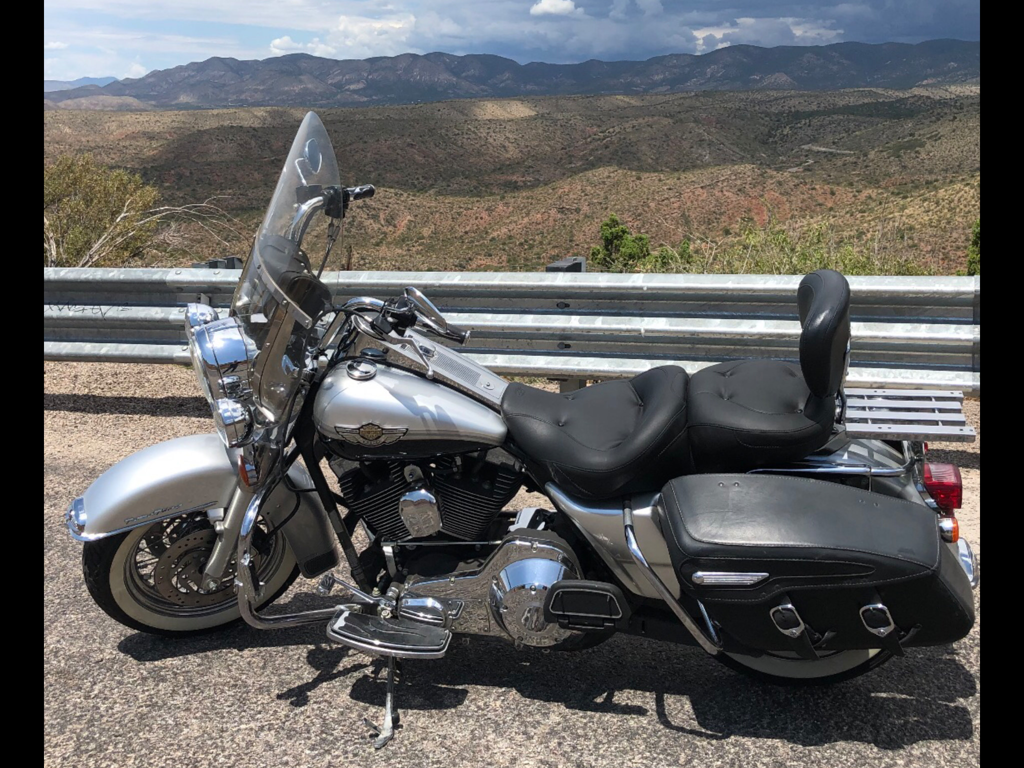 2003 Harley-Davidson® FLHRC/I-ANV Road King® Classic Anniversary