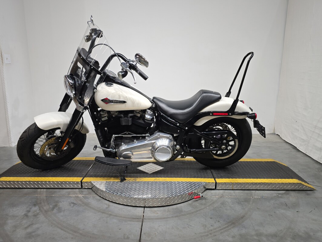 Softail® Slim®