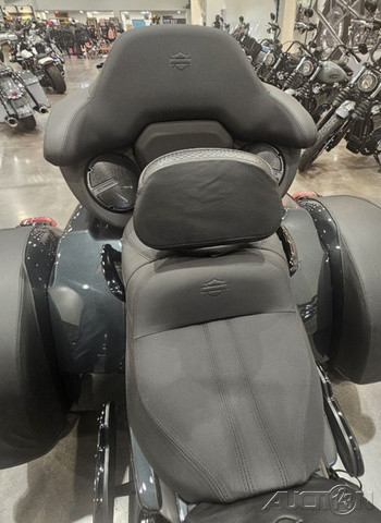 Street Glide® 3 Limited