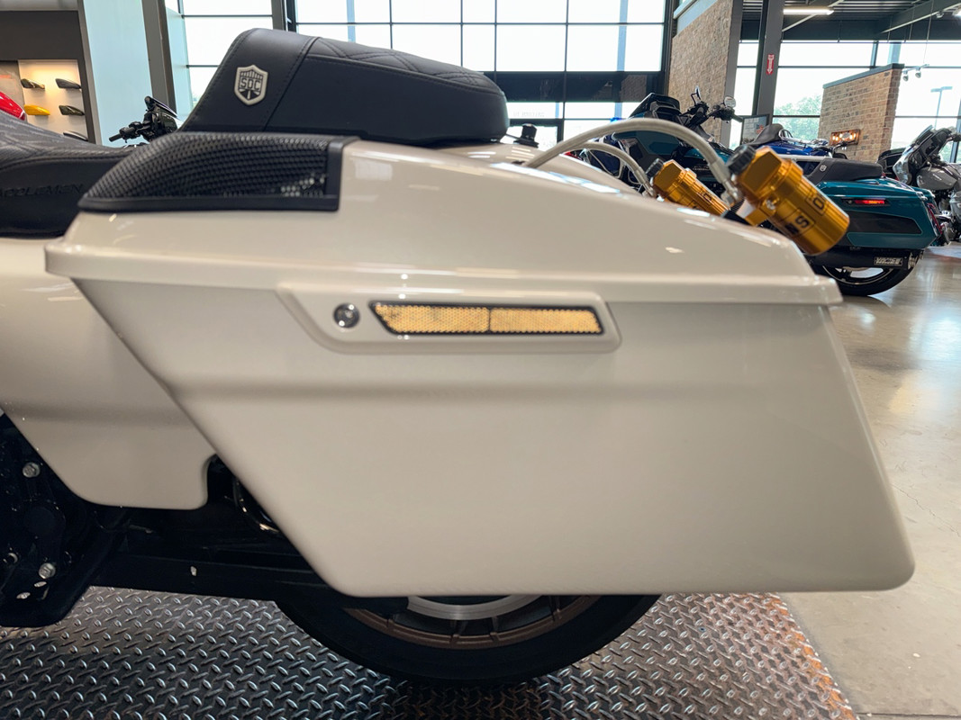 Street Glide® ST