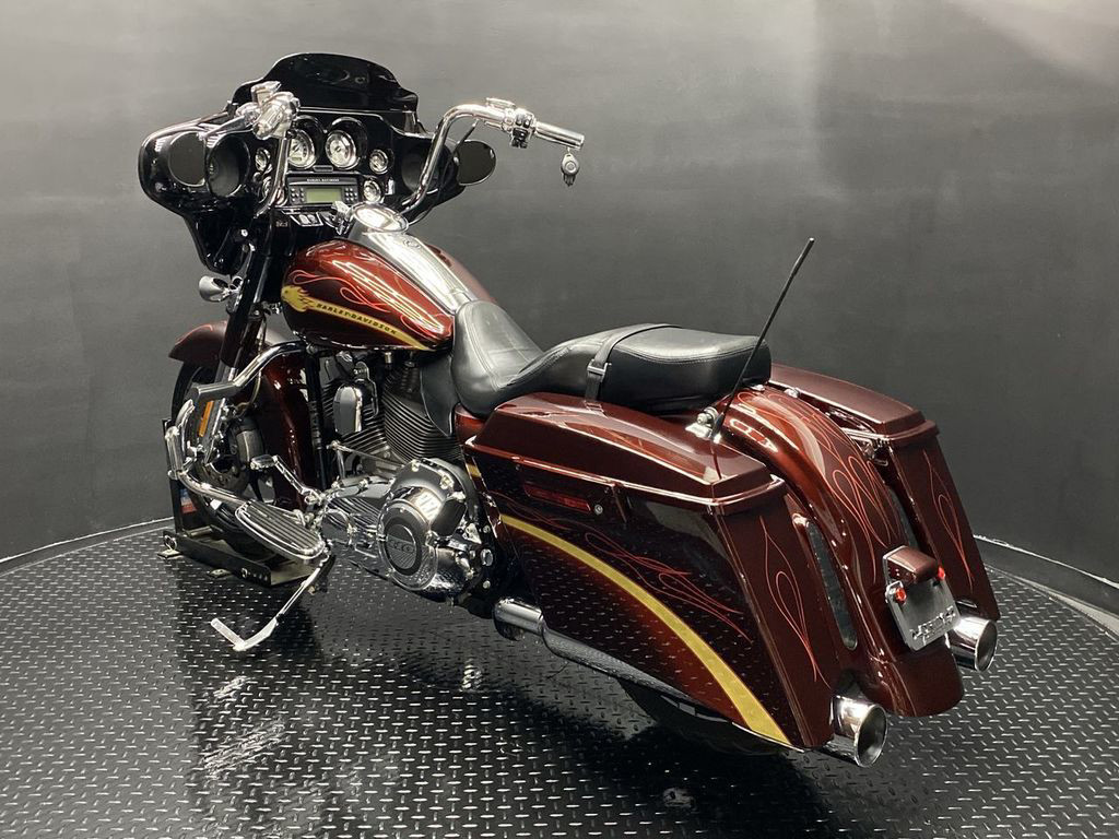 CVO™ Street Glide®