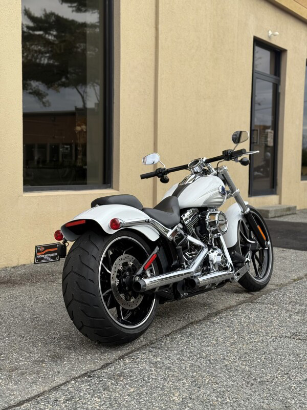 Softail® Breakout®