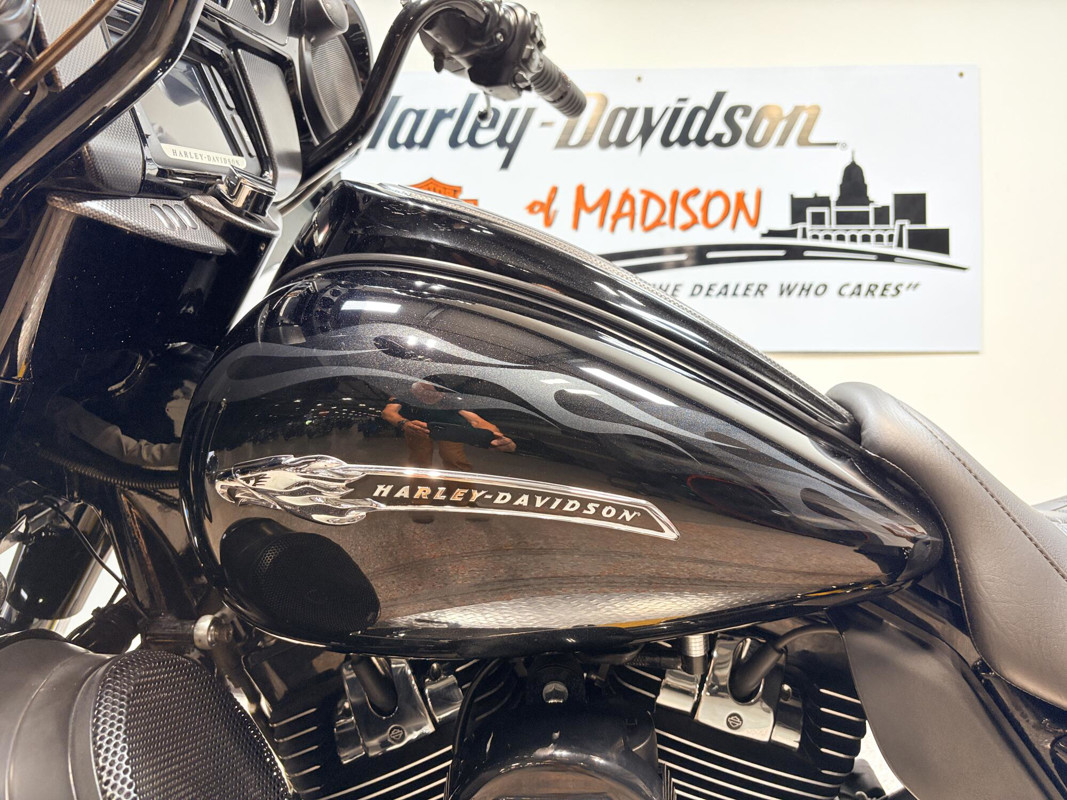 CVO® Street Glide®