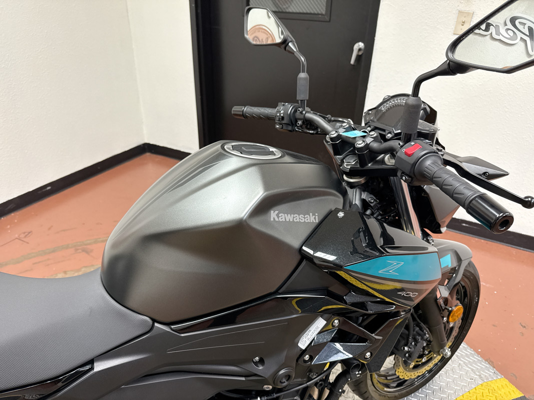 Z400 ABS