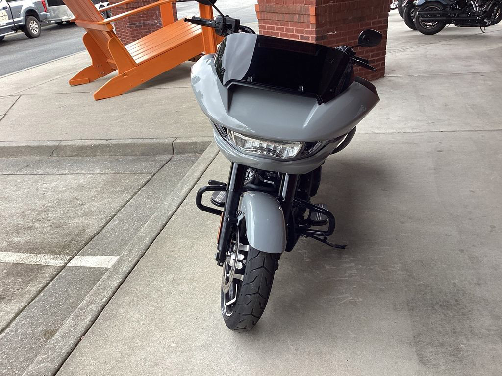 Road Glide®
