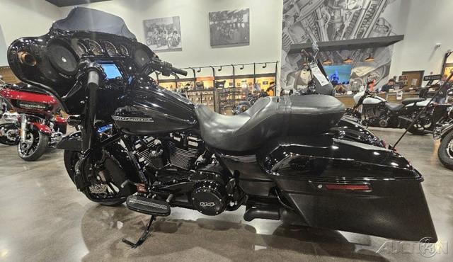Street Glide® Special