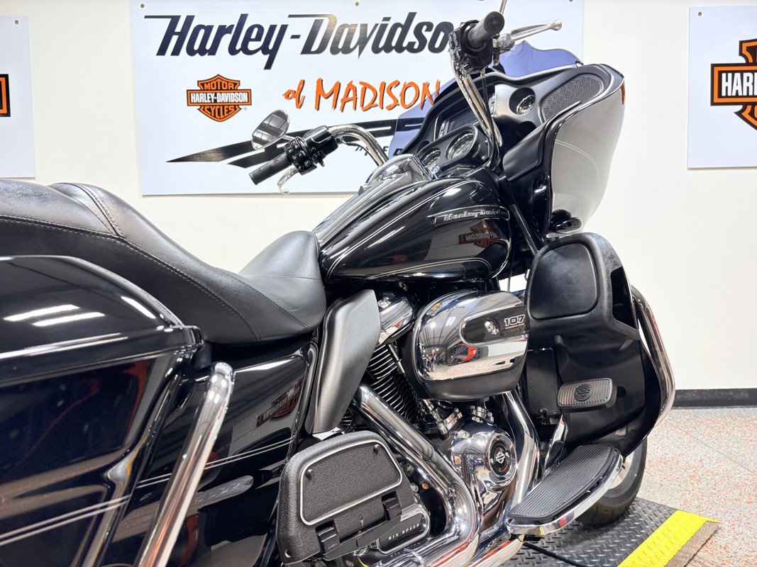 Road Glide® Ultra