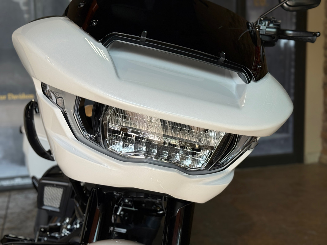Road Glide®