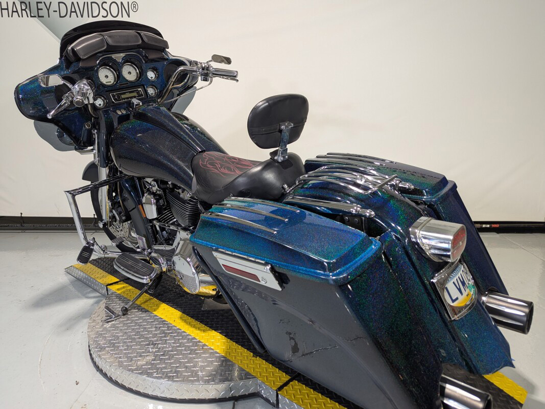 Street Glide®