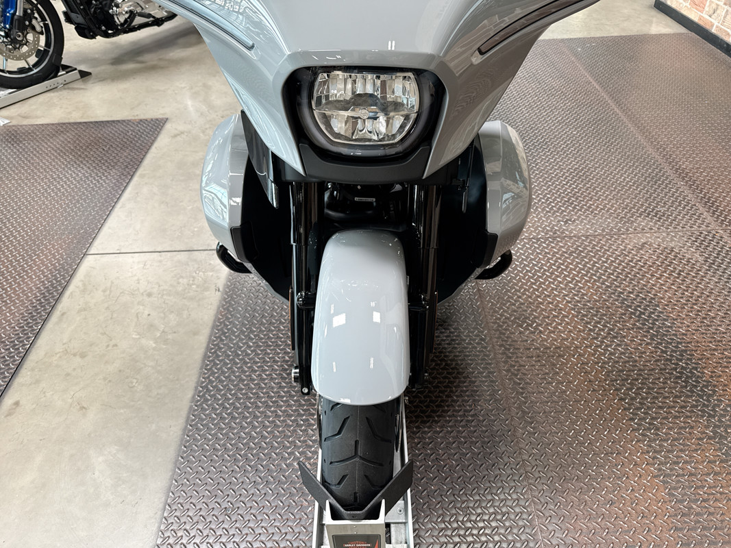Street Glide® Ultra