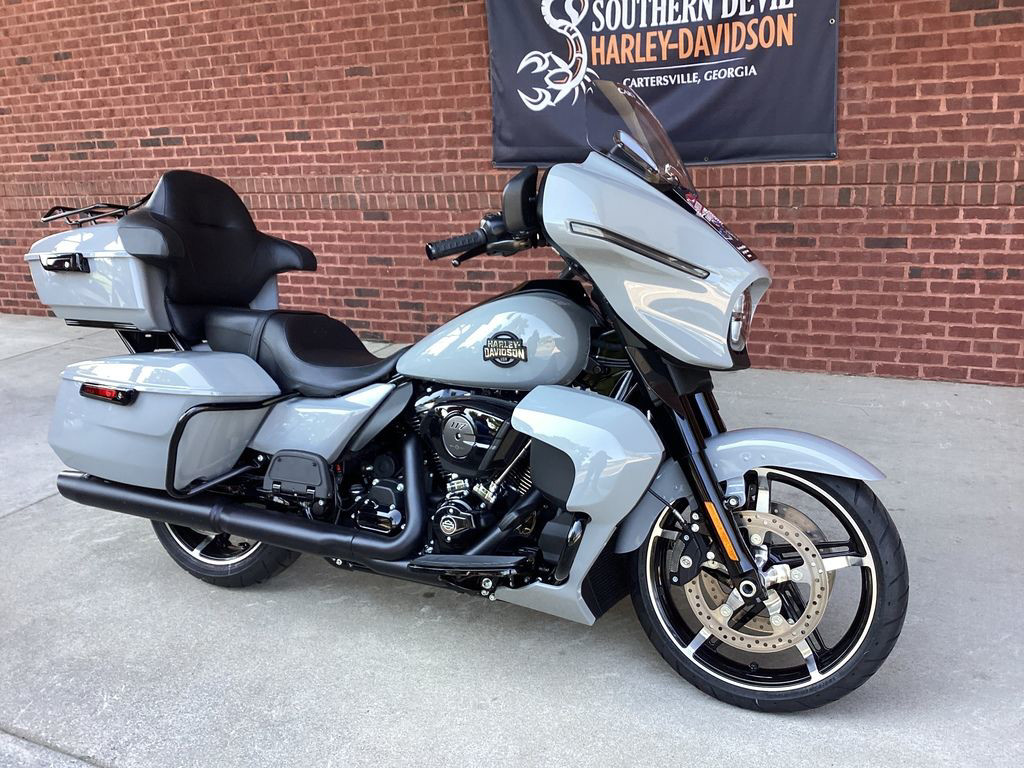 Street Glide® Ultra