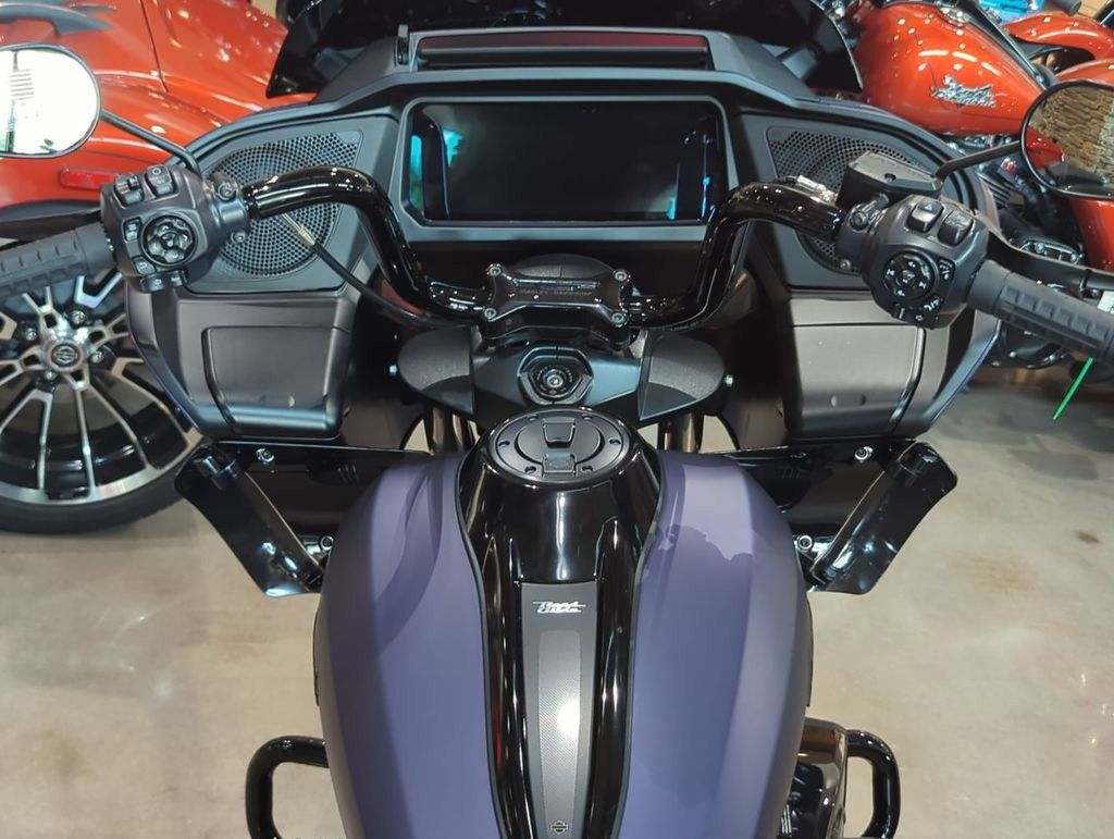 Road Glide®