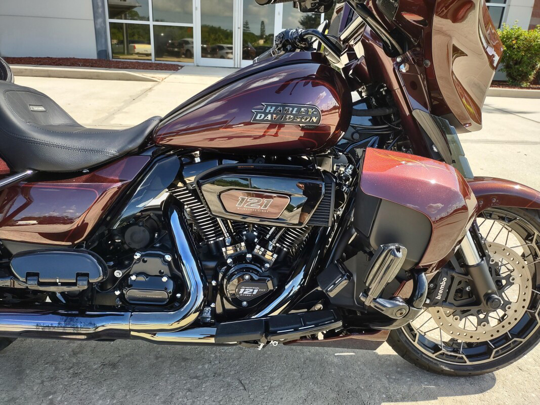 CVO® Street Glide®