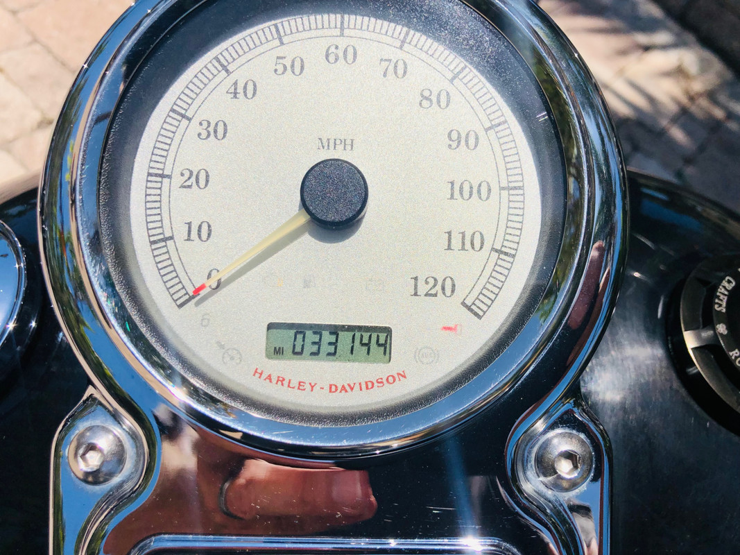 Dyna® Super Glide® Custom