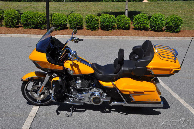CVO® Road Glide® Limited