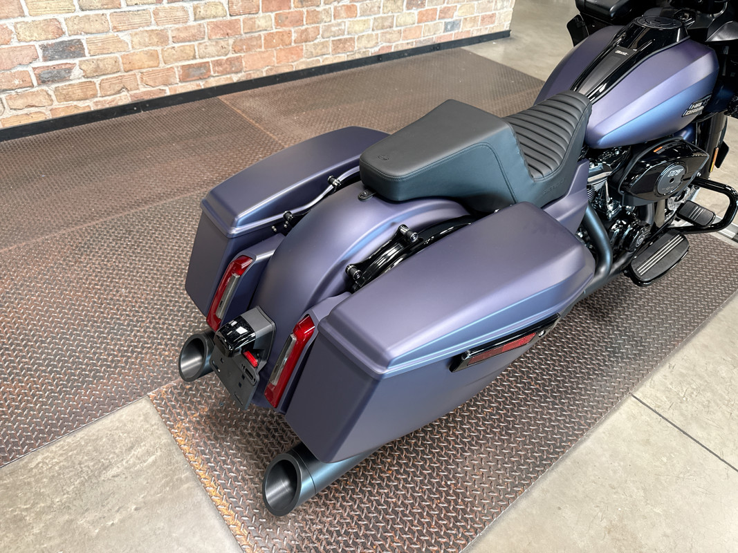 Road Glide®