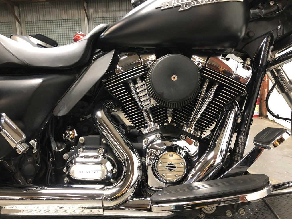 Street Glide®