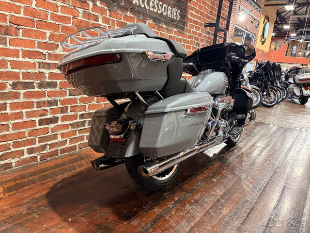 Street Glide® Limited