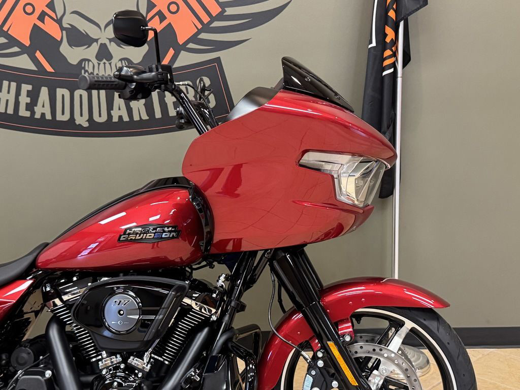 Road Glide®