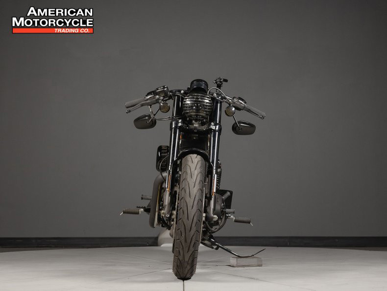 Sportster® Roadster®