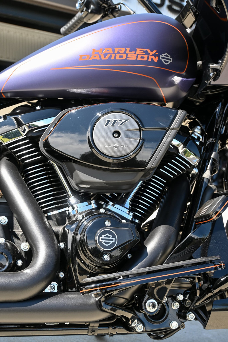 Road Glide®