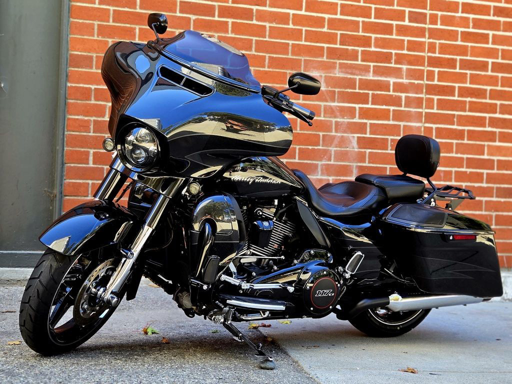CVO® Street Glide®