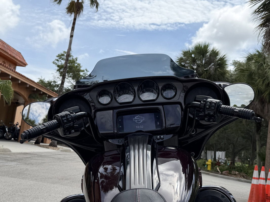 CVO® Street Glide®