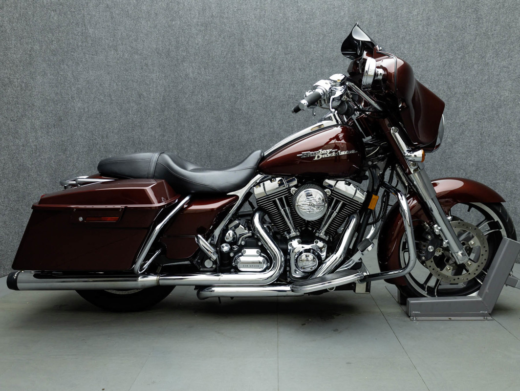 Street Glide®