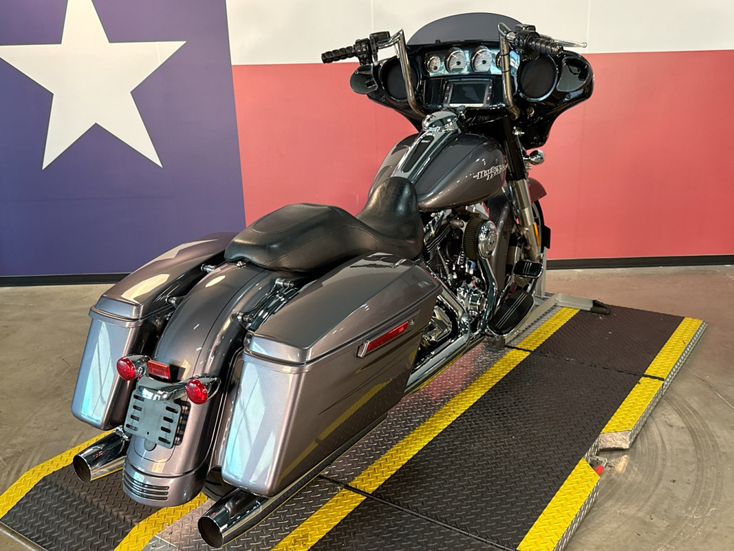 Street Glide® Special