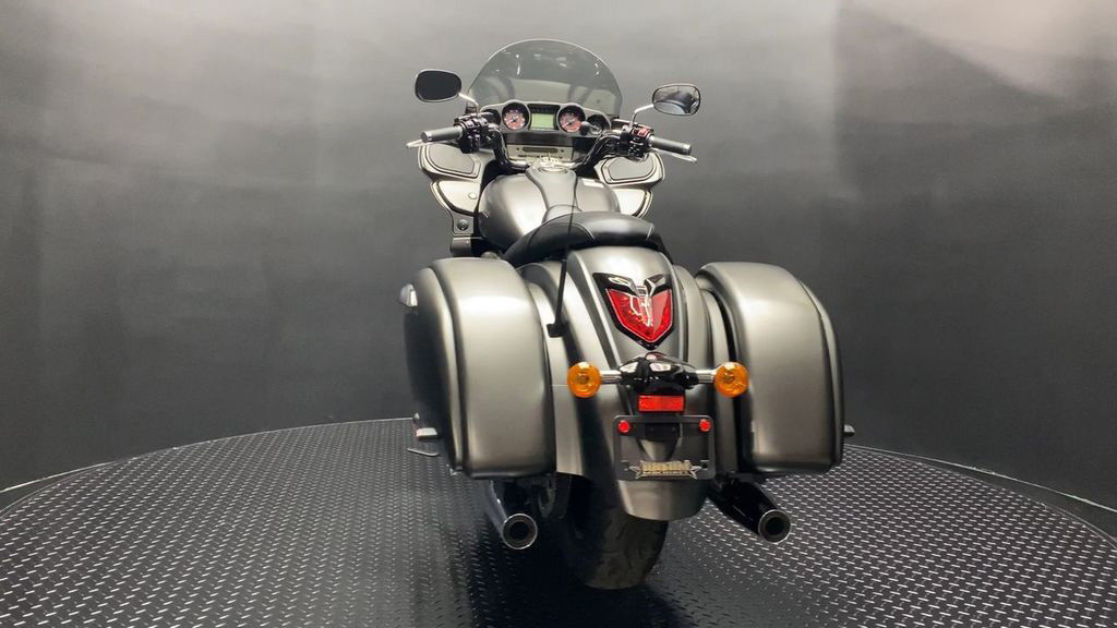 Vulcan 1700 Vaquero ABS