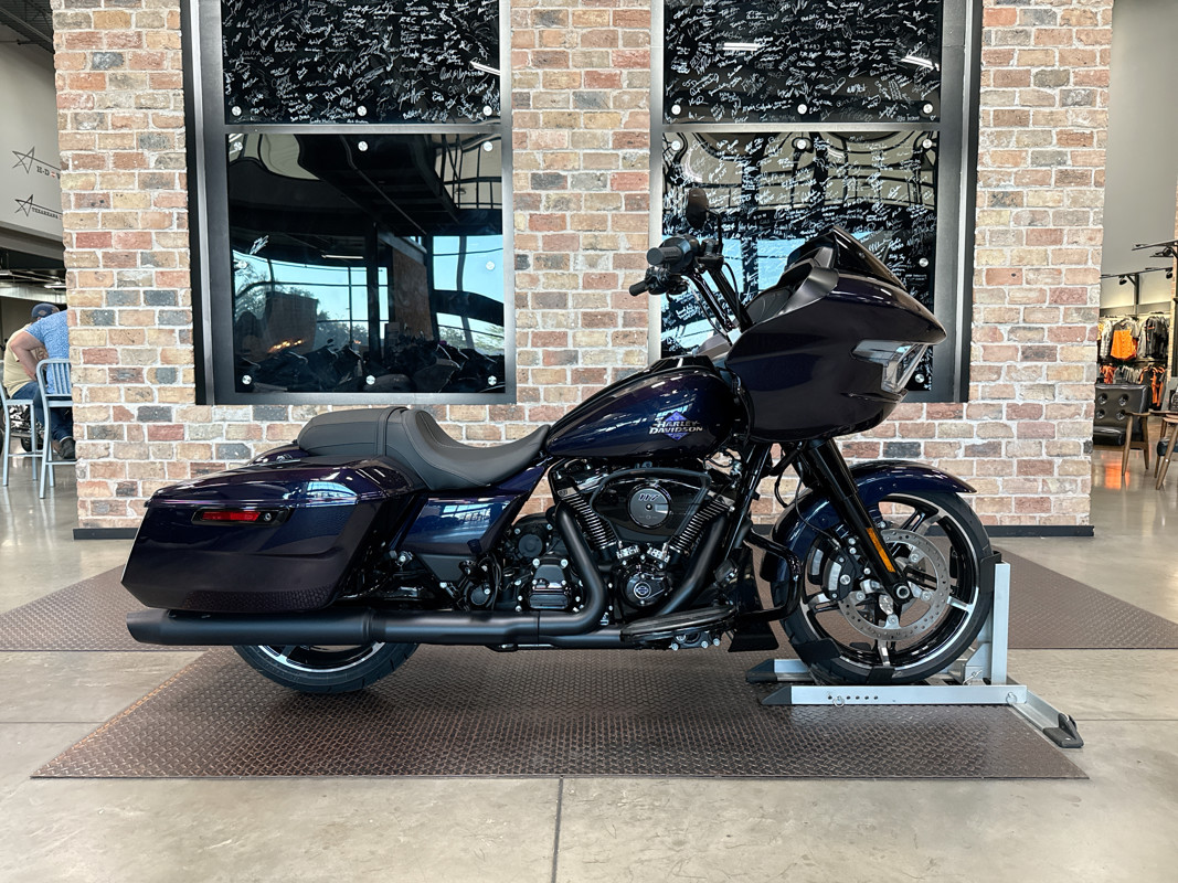 Road Glide®