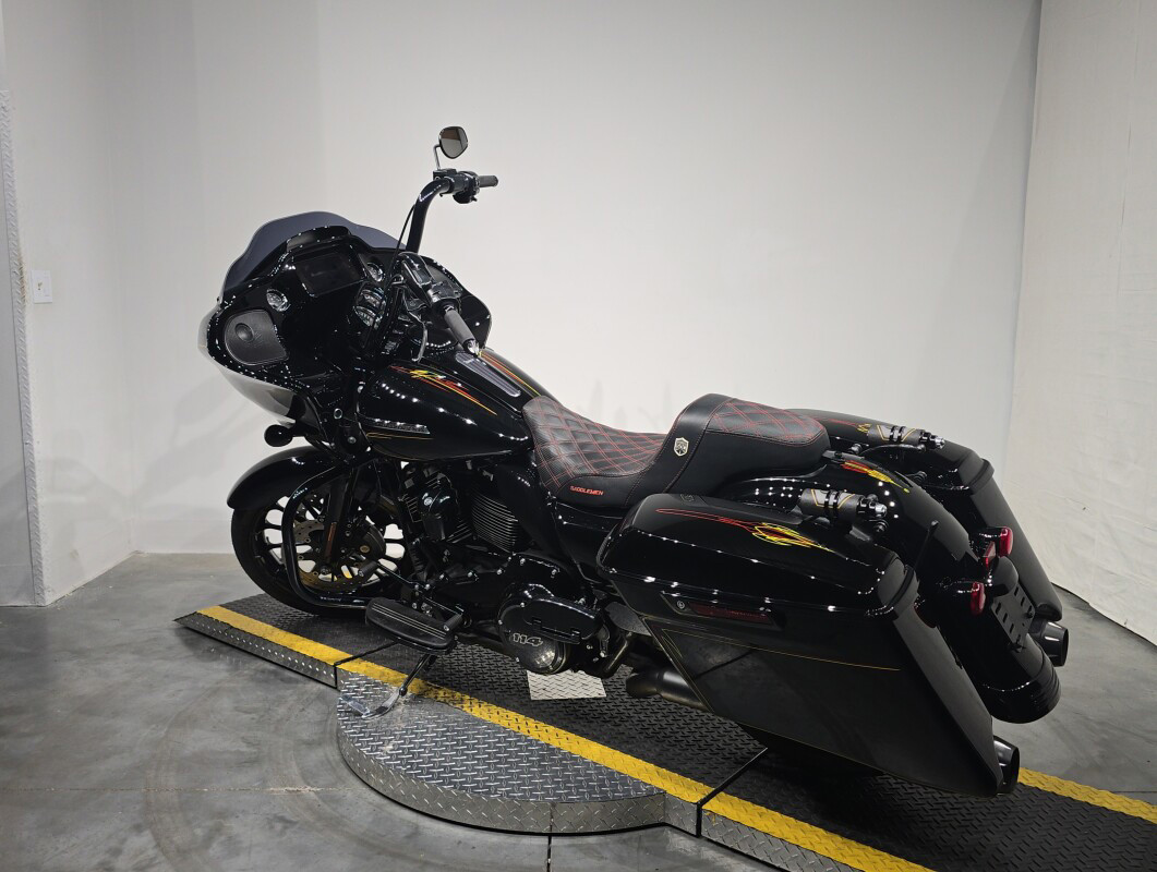 Road Glide® Special