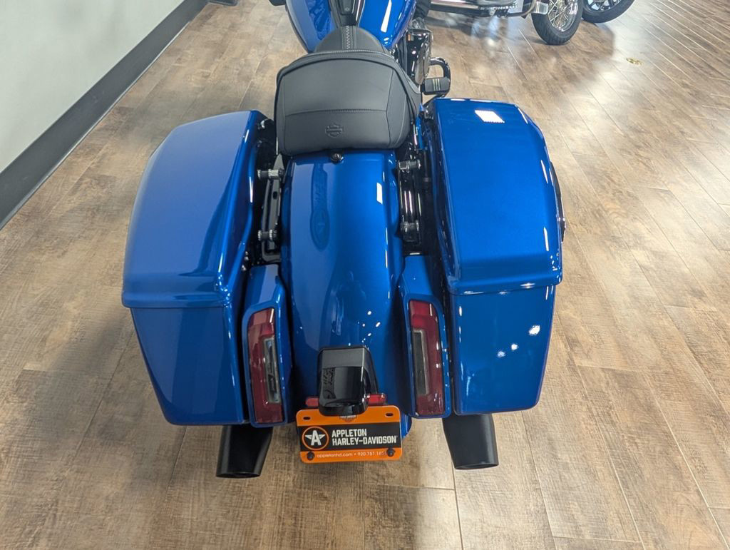 Road Glide®
