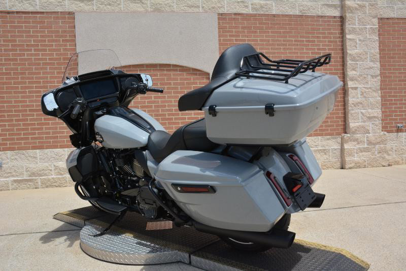 Street Glide® Ultra